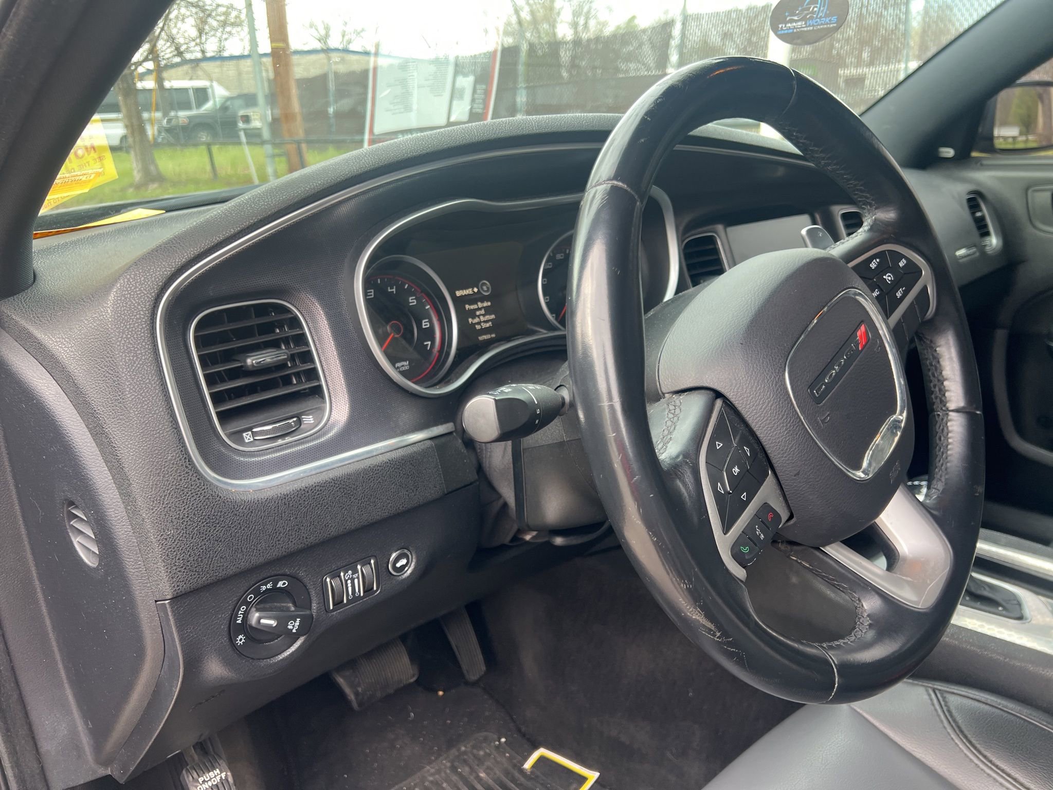 Used 2016 Dodge Charger R/T image 11