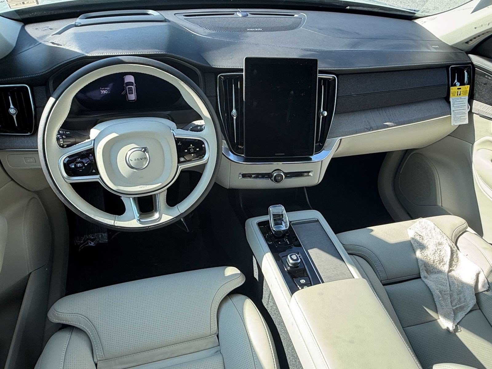 New 2026 Volvo XC90 B6 Ultra w/ Protection Package AWD/4WD image 15