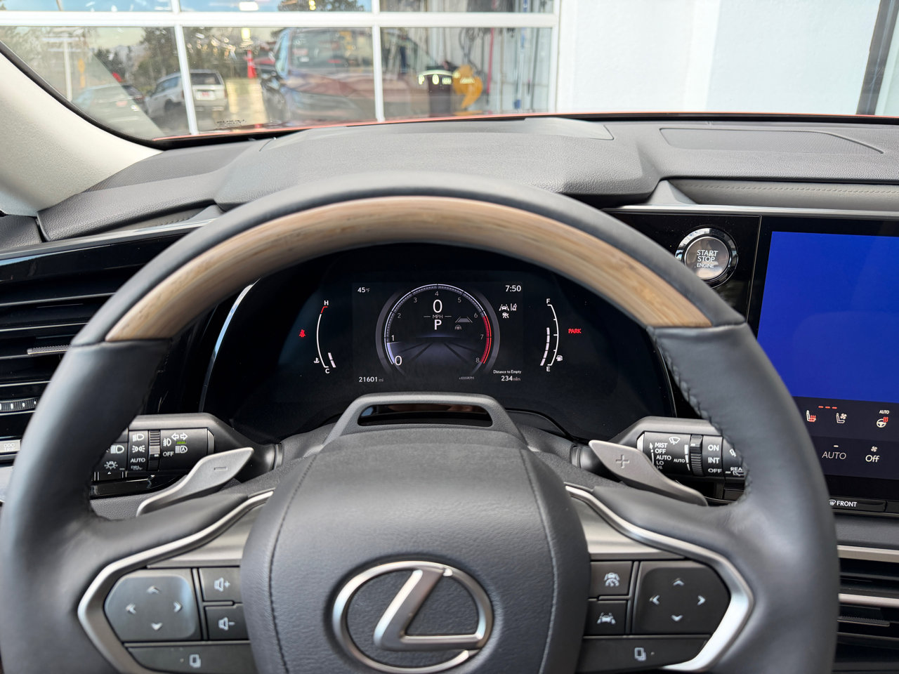 Used 2023 Lexus RX 350 AWD image 13