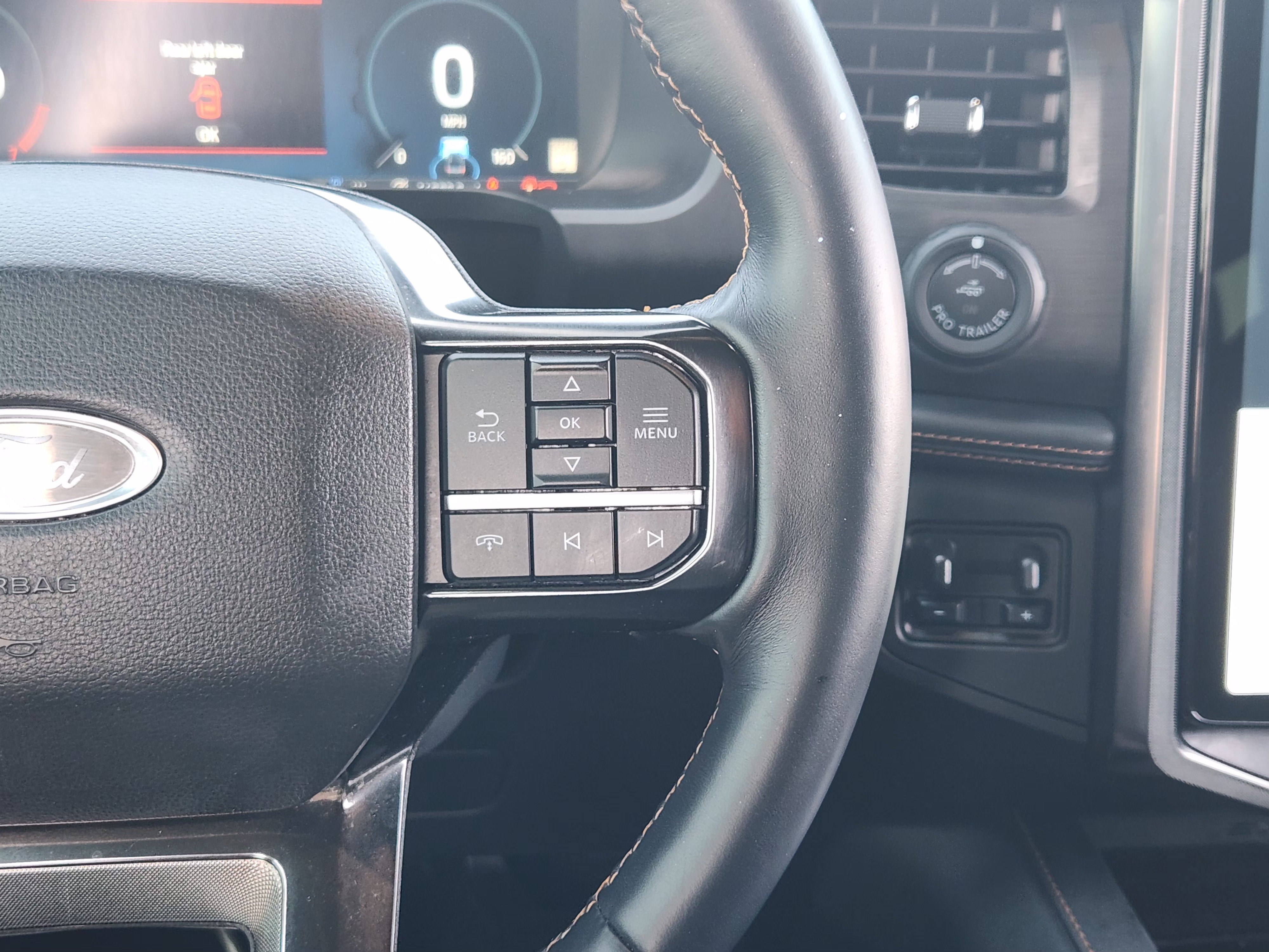 Used 2024 Ford Expedition Max Platinum AWD/4WD image 30