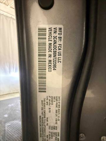 Certified 2022 Jeep Compass Limited image 38