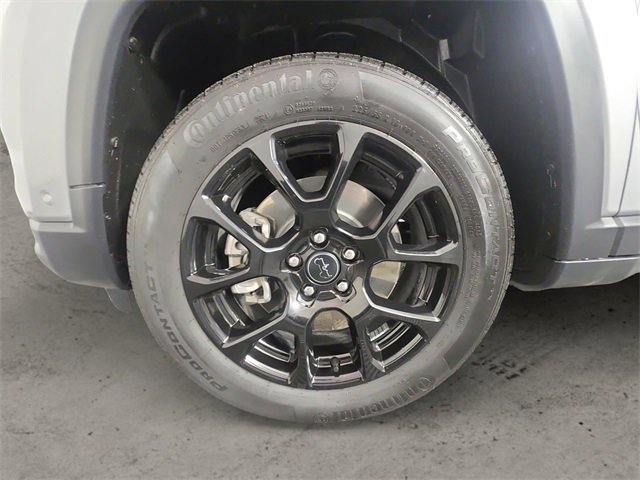 Used 2025 Jeep Compass Latitude w/ Convenience Group image 14