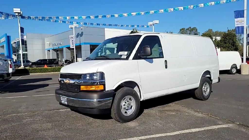 New 2025 Chevrolet Express 2500 w/ Driver Convenience Package image 4