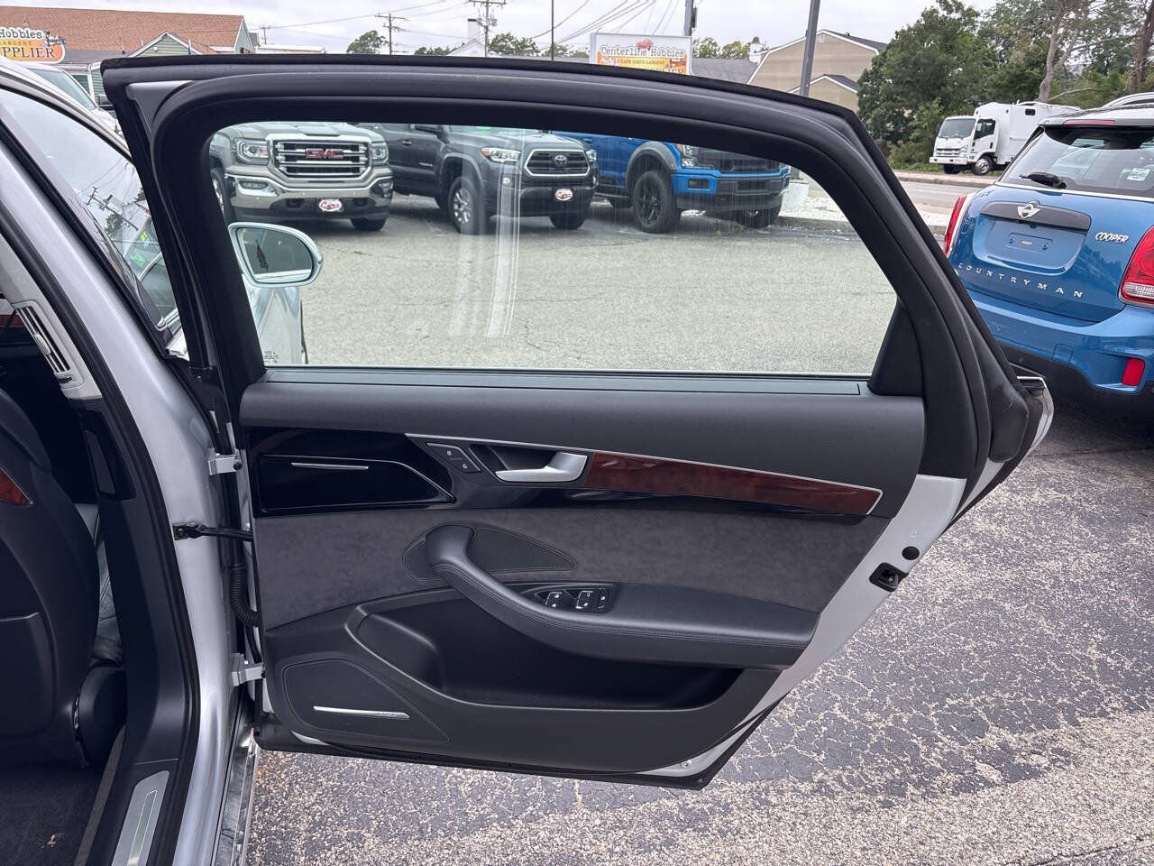 Used 2013 Audi A8 L 3.0T AWD/4WD image 33