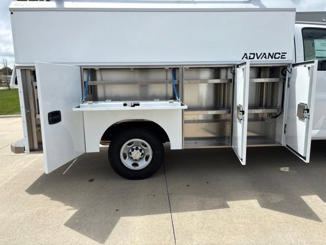 New 2026 Chevrolet Express 3500 w/ Power Convenience Package RWD image 16
