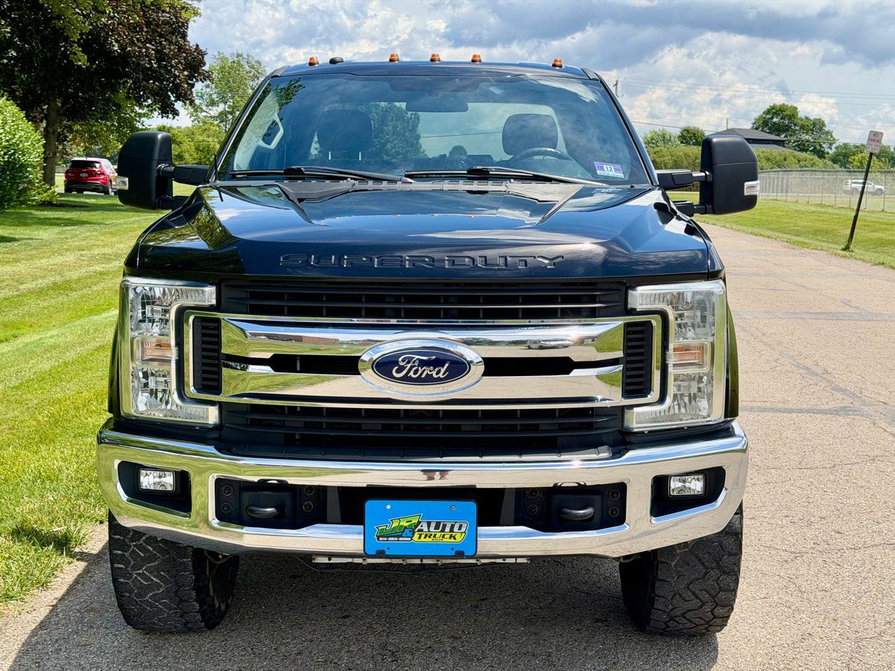 Used 2019 Ford F250 XLT w/ XLT Value Package AWD/4WD image 9