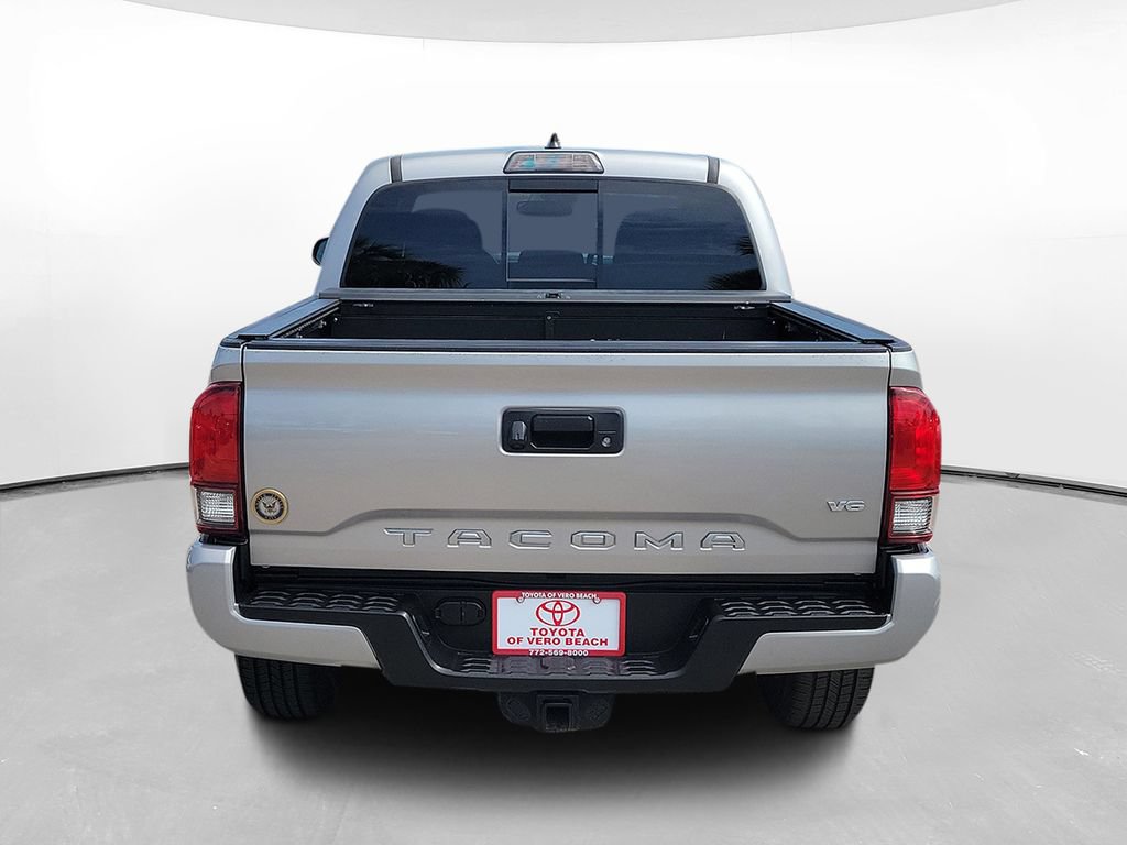 Used 2019 Toyota Tacoma TRD Sport AWD/4WD image 5