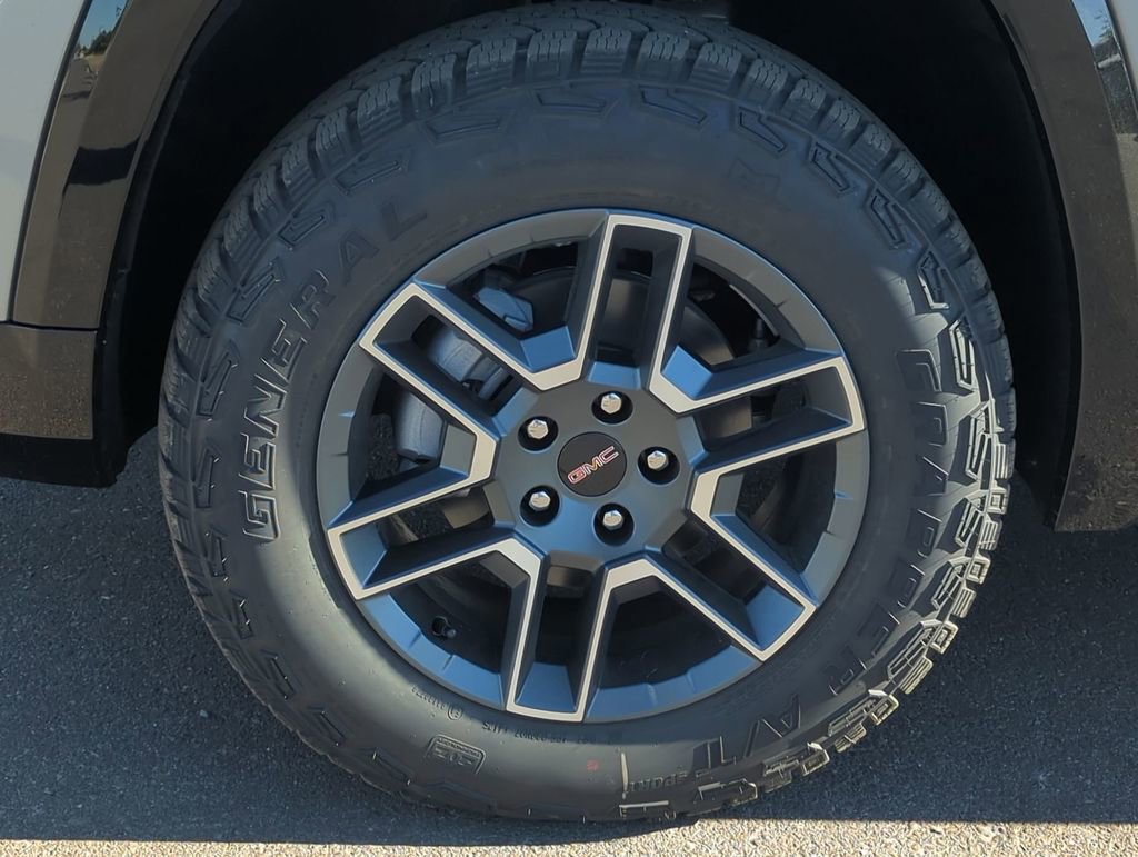 New 2026 GMC Terrain AT4 w/ Technology Package II AWD/4WD image 31