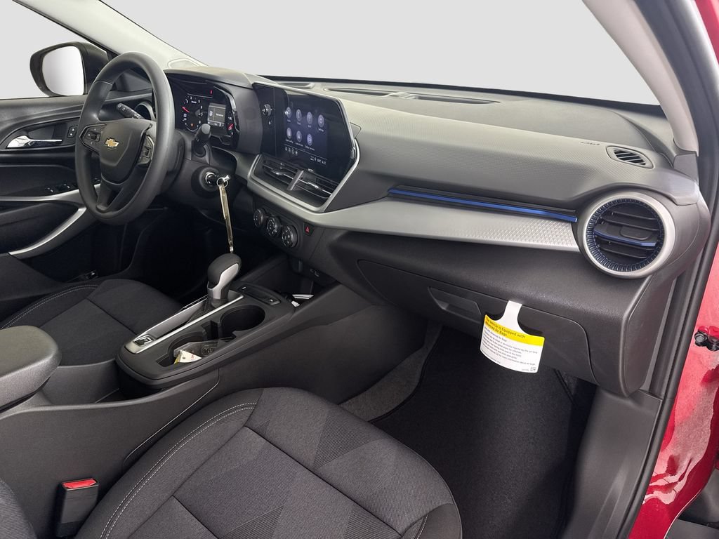 New 2026 Chevrolet Trax LS w/ Driver Confidence Package FWD image 27