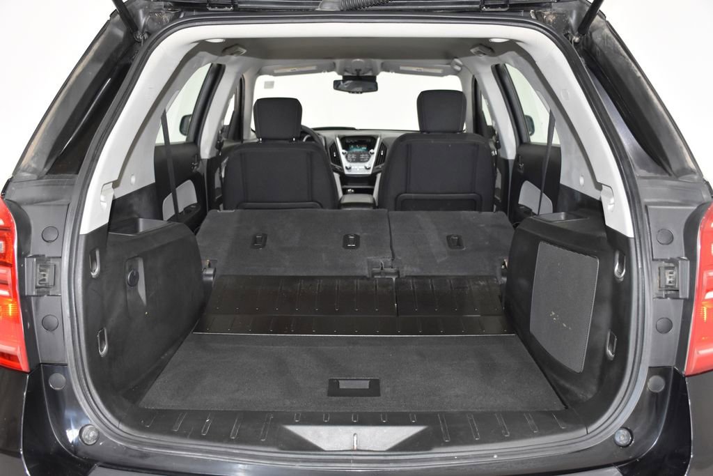 Used 2017 Chevrolet Equinox LS image 28