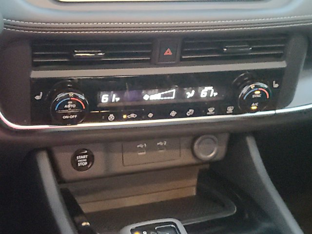 New 2027 Nissan Rogue SV w/ Cold Weather Package AWD/4WD image 19