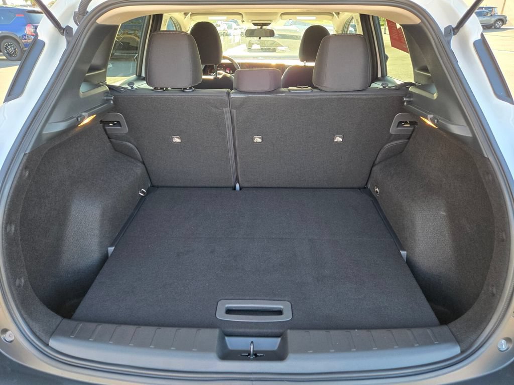 Certified 2025 Nissan Kicks SV FWD image 16