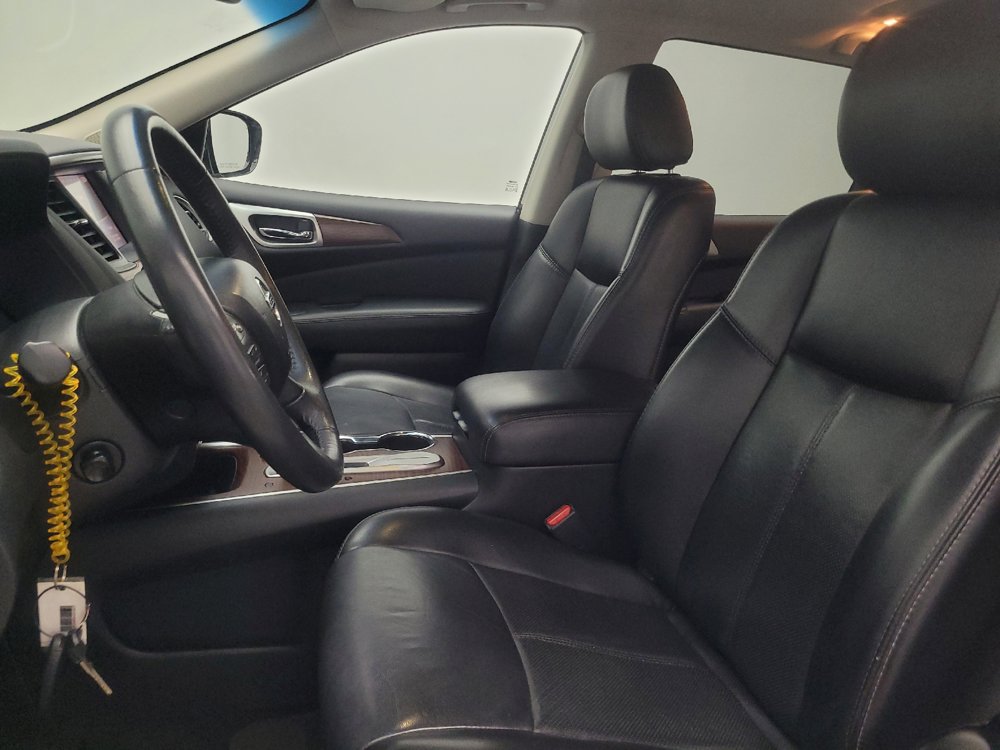 Used 2017 Nissan Pathfinder Platinum FWD image 17