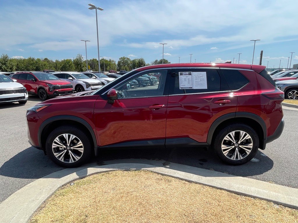 Used 2021 Nissan Rogue SV AWD/4WD image 4