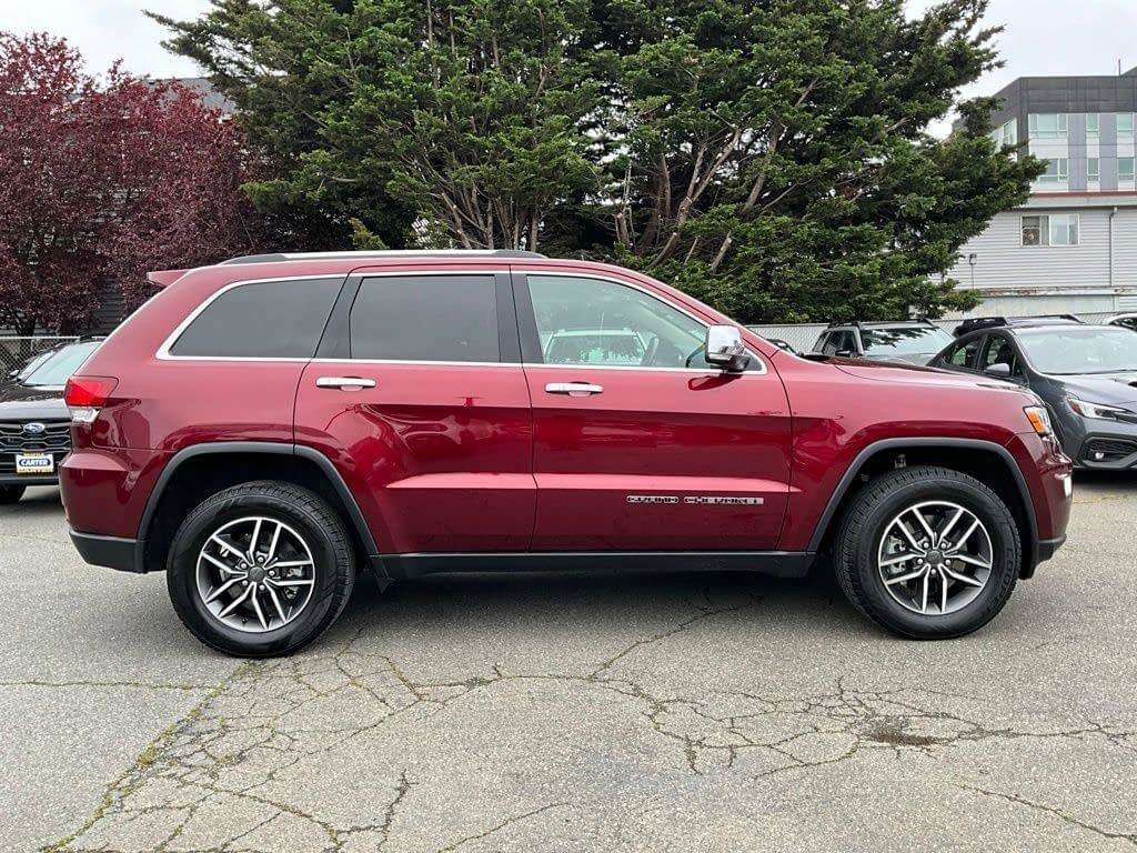 Used 2021 Jeep Grand Cherokee Limited w/ Luxury Group II AWD/4WD image 9