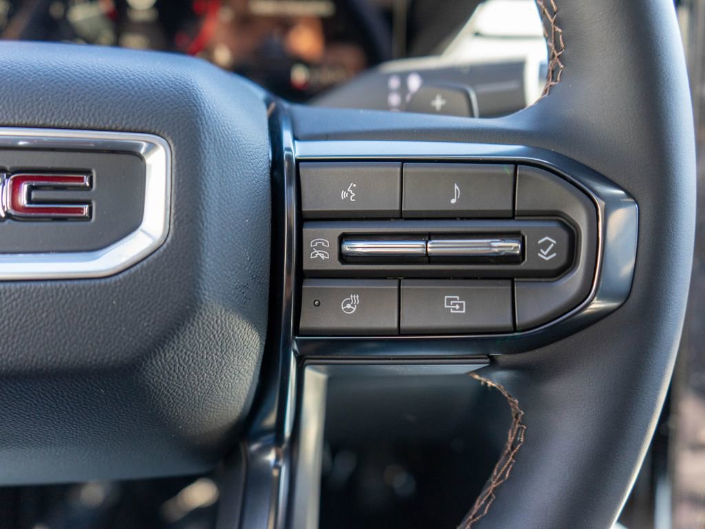New 2026 GMC Acadia AT4 w/ Luxury Package AWD/4WD image 22