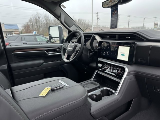 New 2026 GMC Sierra 3500 Denali w/ Denali Reserve Package image 9