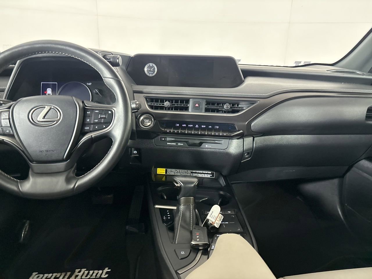 Used 2022 Lexus UX 200 w/ Accessory Package (Z1) image 21