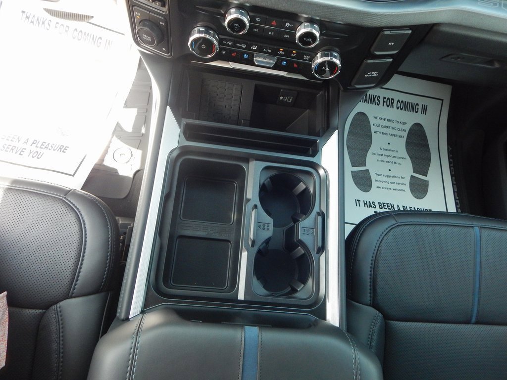 New 2025 Ford F250 Platinum image 23