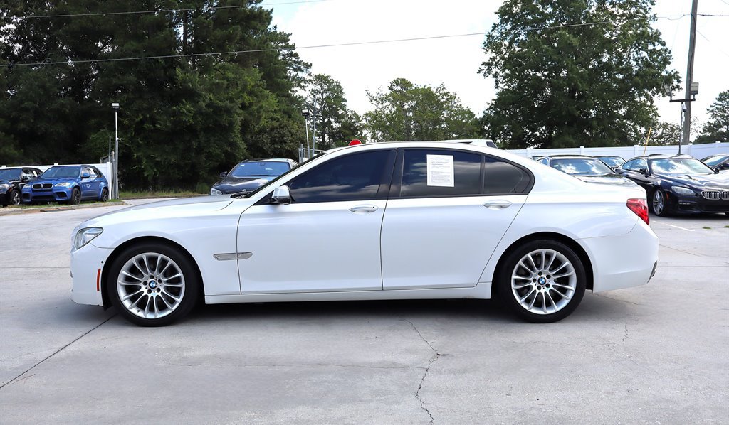 Used 2015 BMW 750i RWD image 4