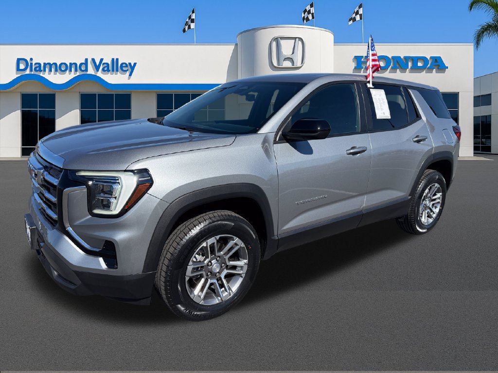 Used 2025 GMC Terrain Elevation FWD image 3