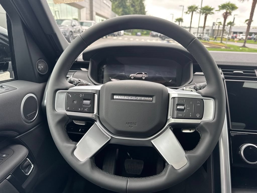 New 2026 Land Rover Discovery S AWD/4WD image 24