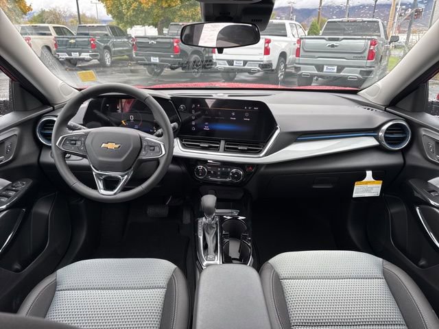 Used 2026 Chevrolet Trax LT w/ Driver Confidence Package FWD image 12