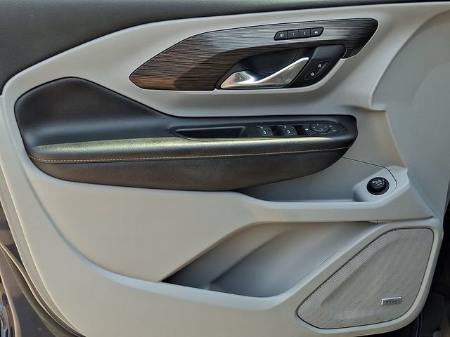Used 2019 GMC Terrain SLT w/ Preferred Package AWD/4WD image 14