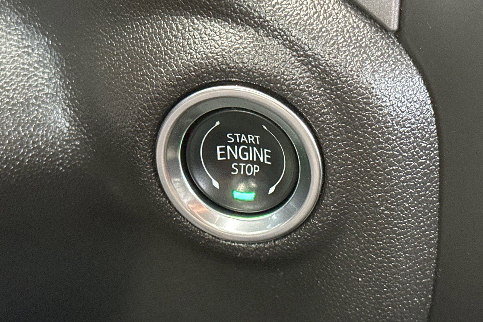 Used 2025 Chevrolet Silverado 1500 W/T image 20