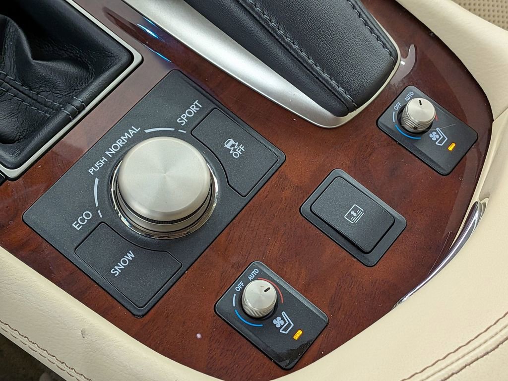 Used 2014 Lexus LS 460 AWD w/ Comfort Package image 26