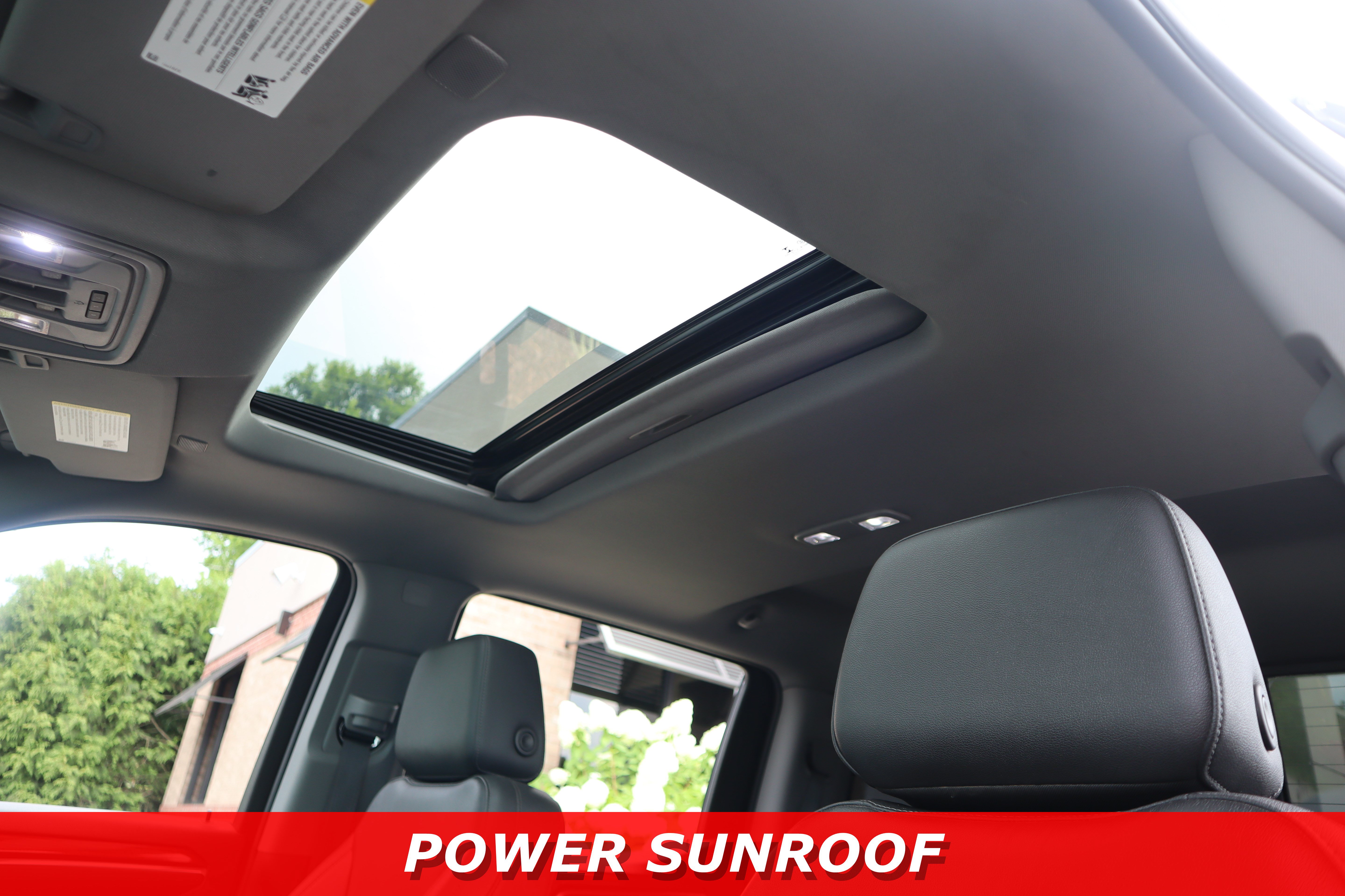 Used 2022 Chevrolet Silverado 1500 LT Trail Boss w/ Convenience Package II AWD/4WD image 27