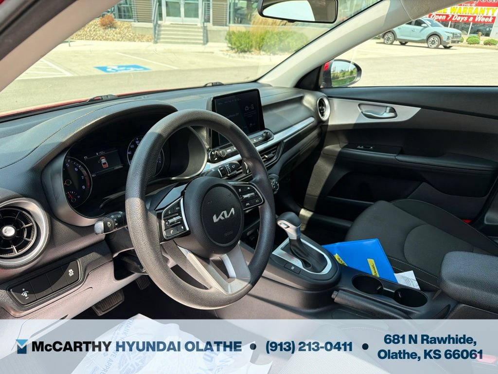 Used 2023 Kia Forte LXS FWD image 3