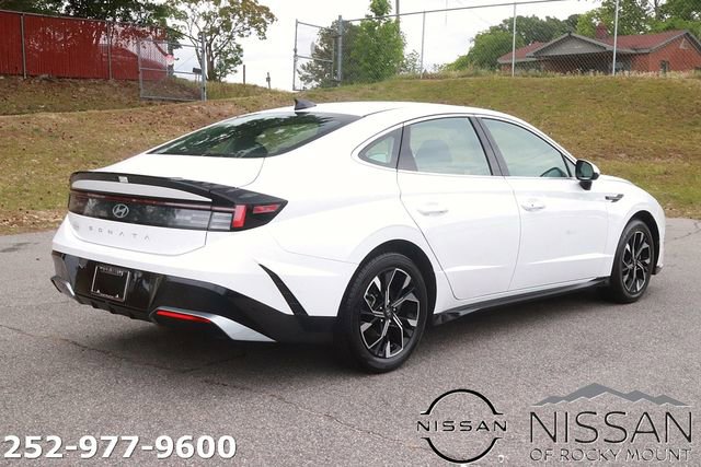 Used 2025 Hyundai Sonata SEL FWD image 6