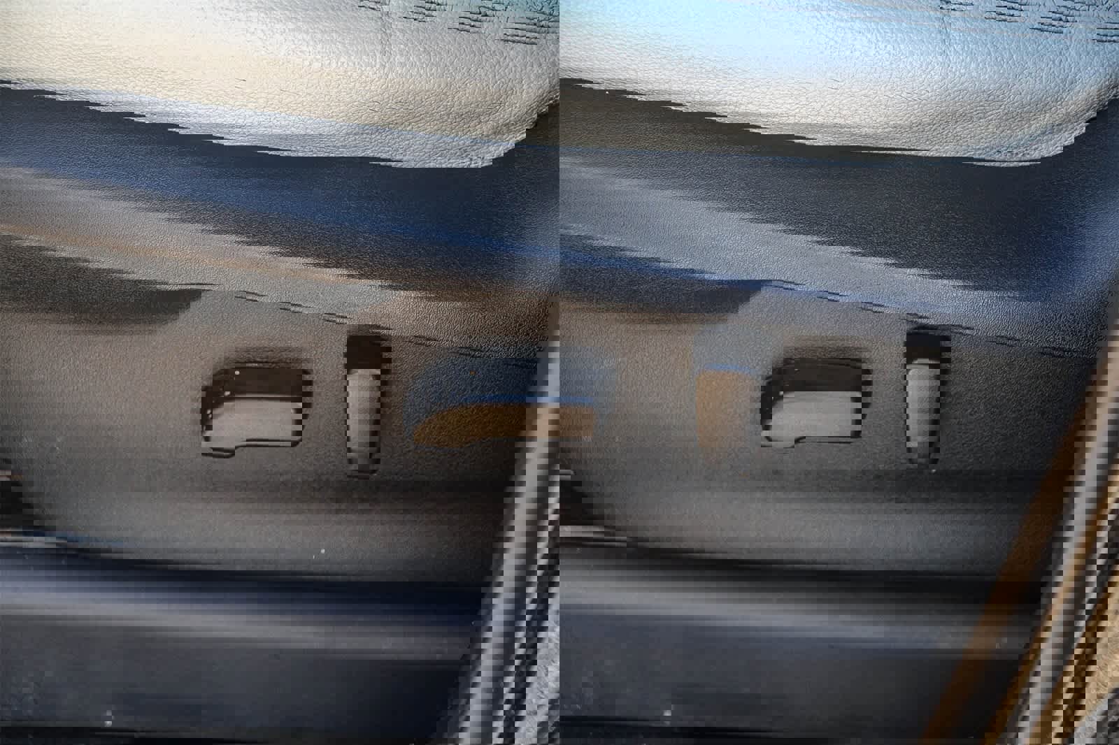 Used 2019 Subaru Ascent Premium w/ Popular Package #3 image 20