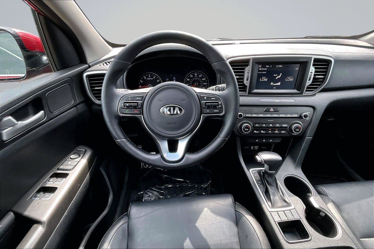 Used 2017 Kia Sportage EX w/ EX Premium Package AWD/4WD image 6