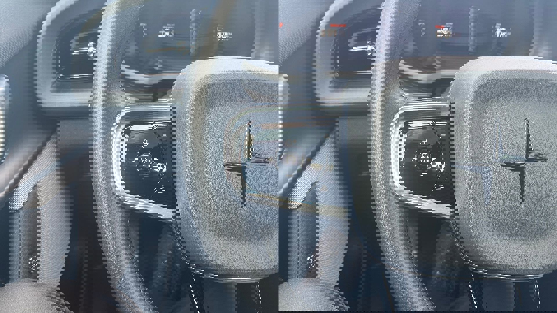 Used 2023 Polestar Polestar 2 Long range Dual motor - AWD w/ Pilot Pack image 10