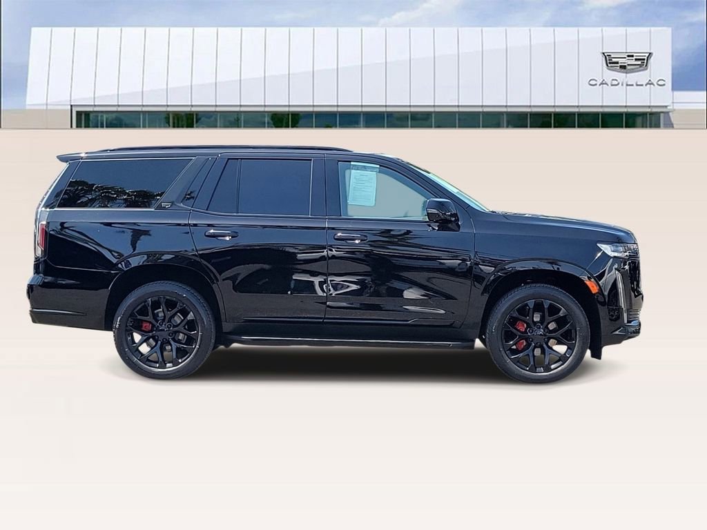 Certified 2022 Cadillac Escalade Premium Luxury RWD image 9