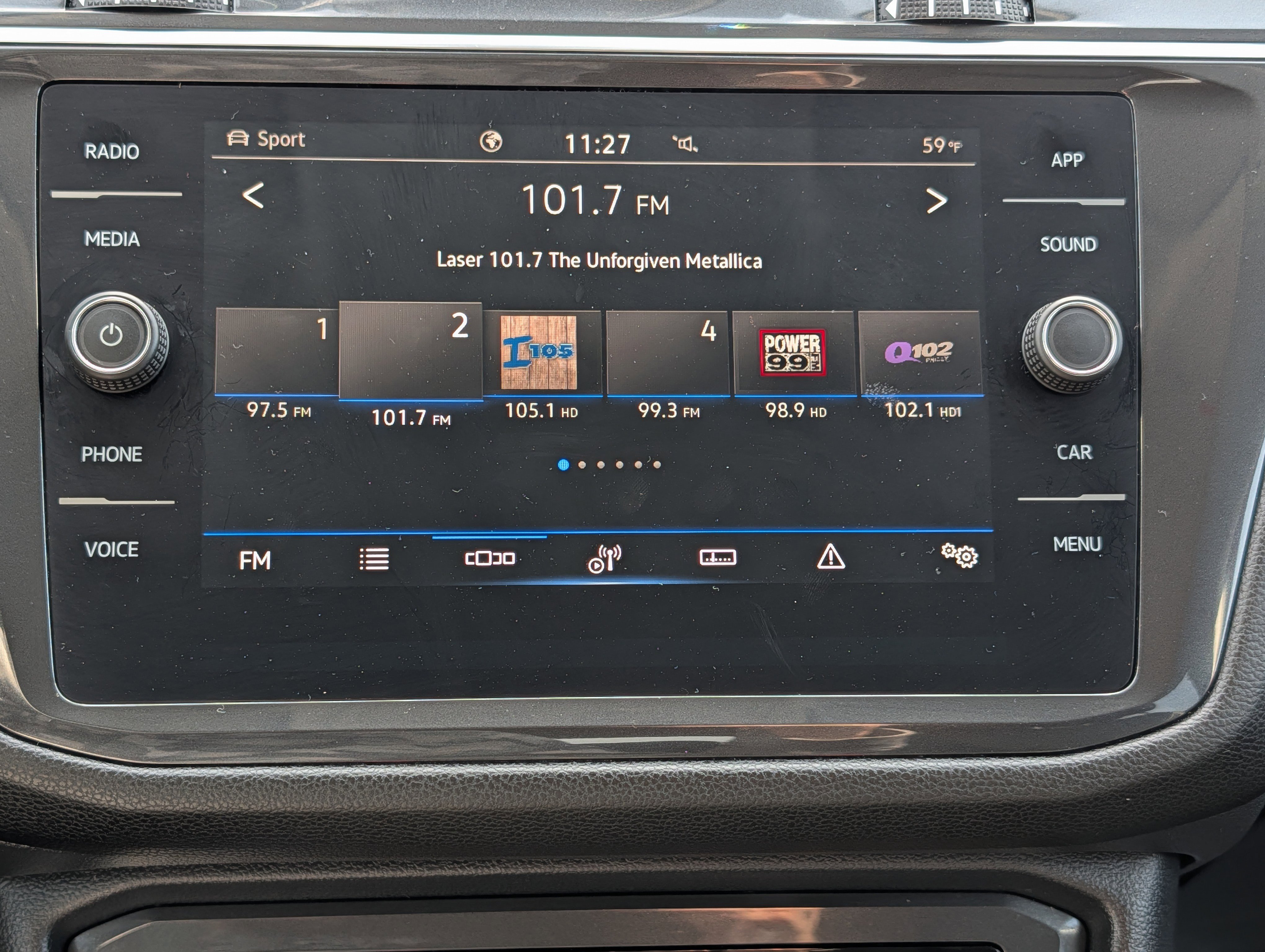 Certified 2022 Volkswagen Tiguan SE AWD/4WD image 22