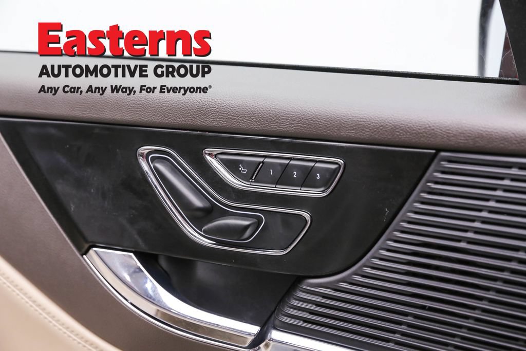 Used 2022 Lincoln Corsair FWD w/ Equipment Group 101A image 21