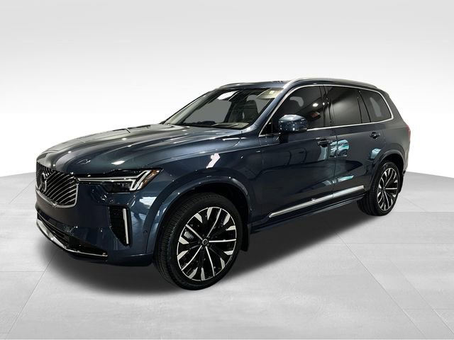 Used 2026 Volvo XC90 B6 Ultra w/ Protection Package image 3