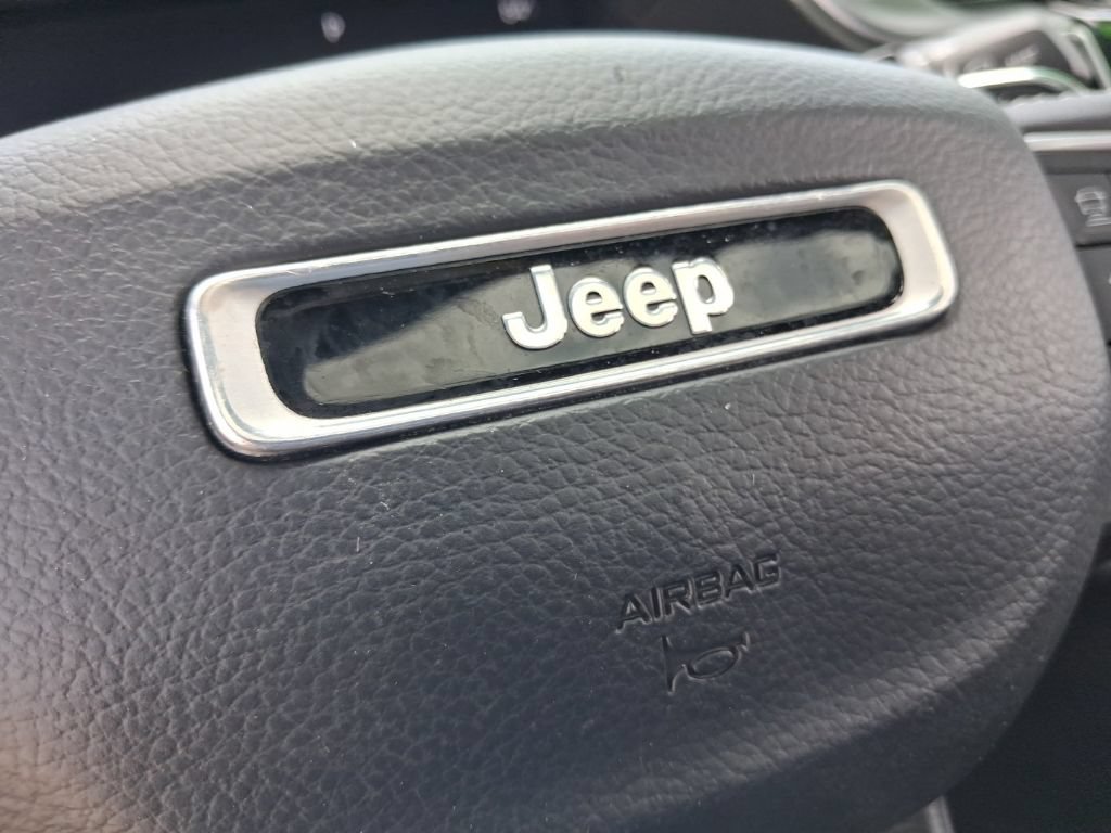 Certified 2023 Jeep Grand Cherokee Altitude AWD/4WD image 26
