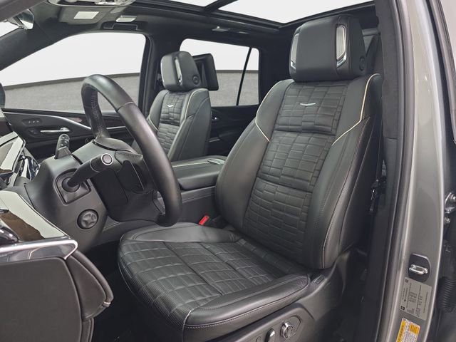 Certified 2023 Cadillac Escalade Premium Luxury Platinum image 12