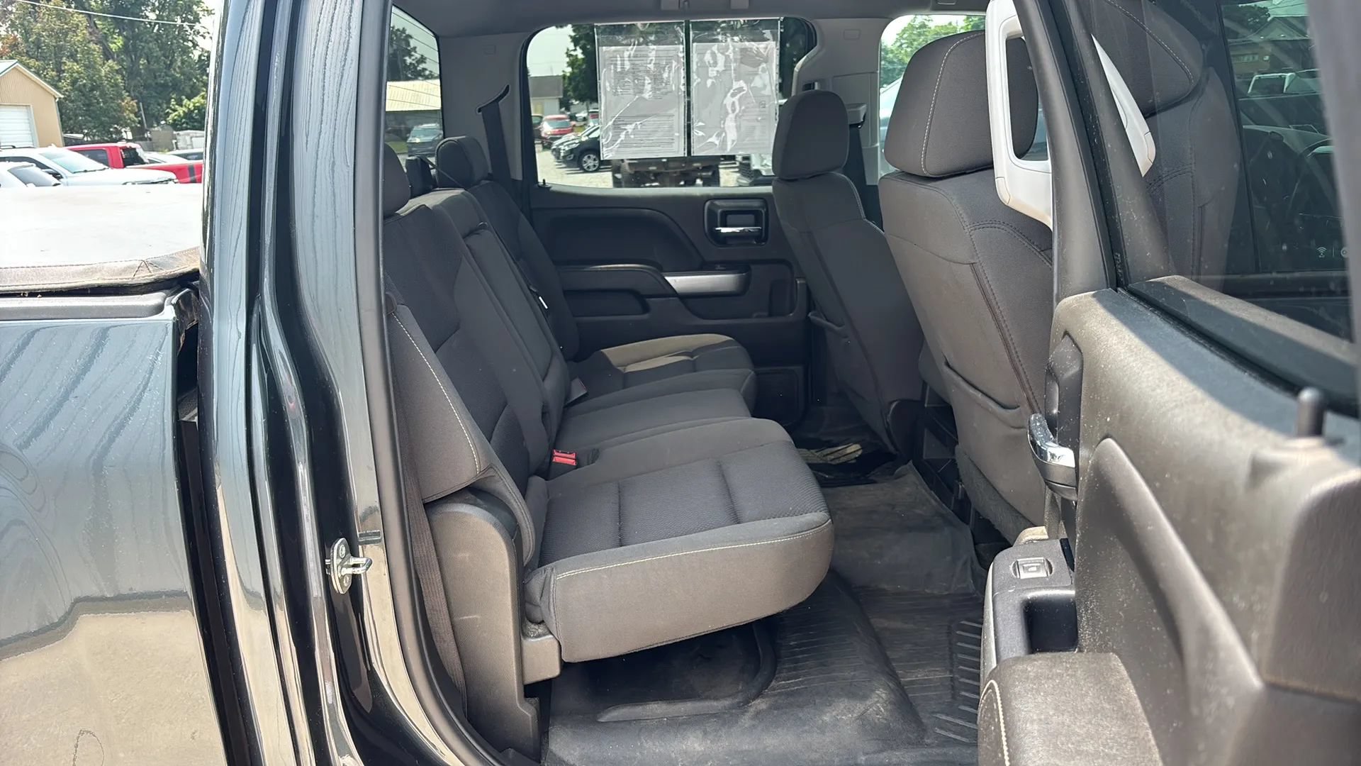 Used 2018 Chevrolet Silverado 1500 LT w/ All Star Edition AWD/4WD image 16