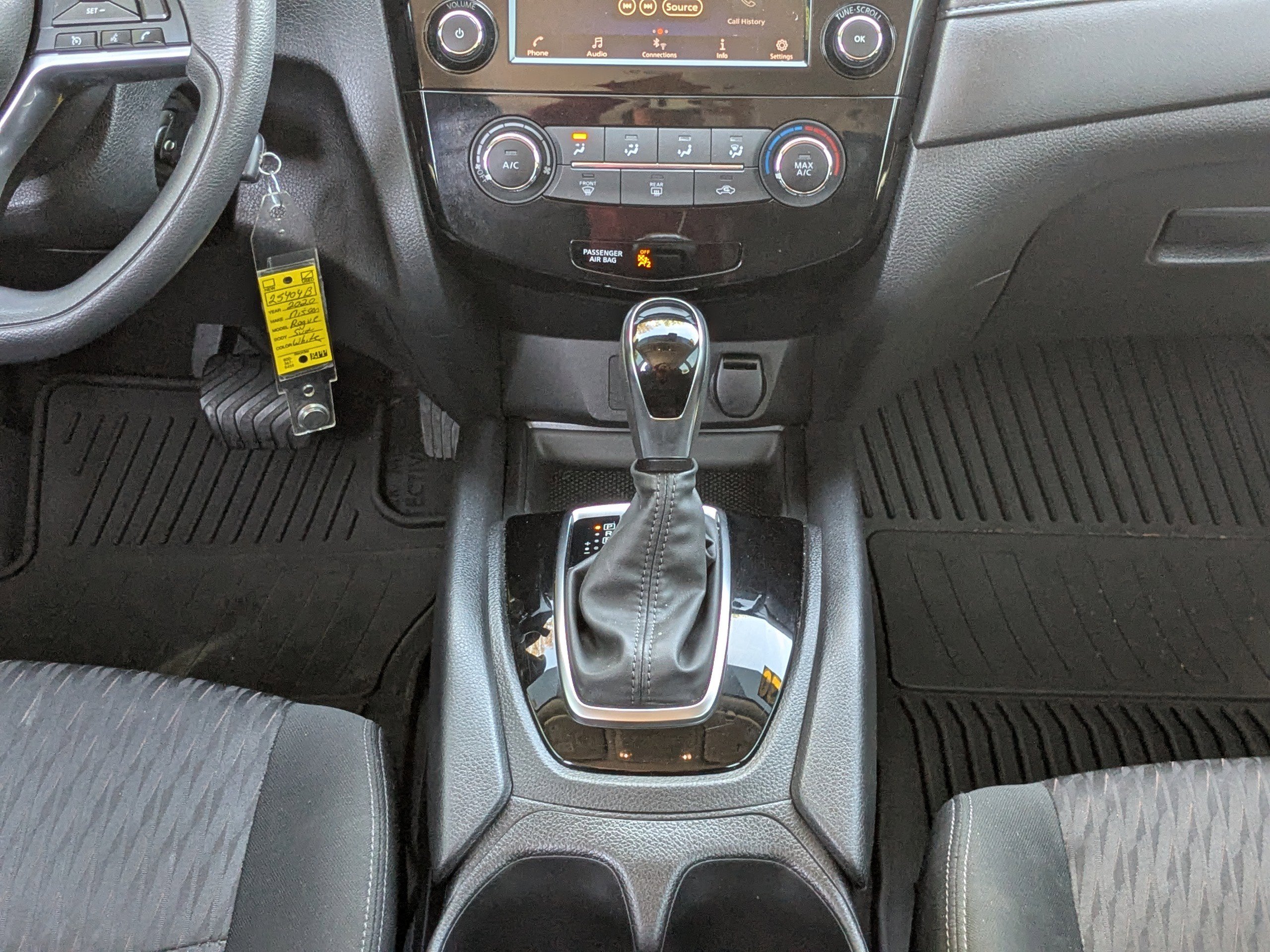 Used 2020 Nissan Rogue S image 18