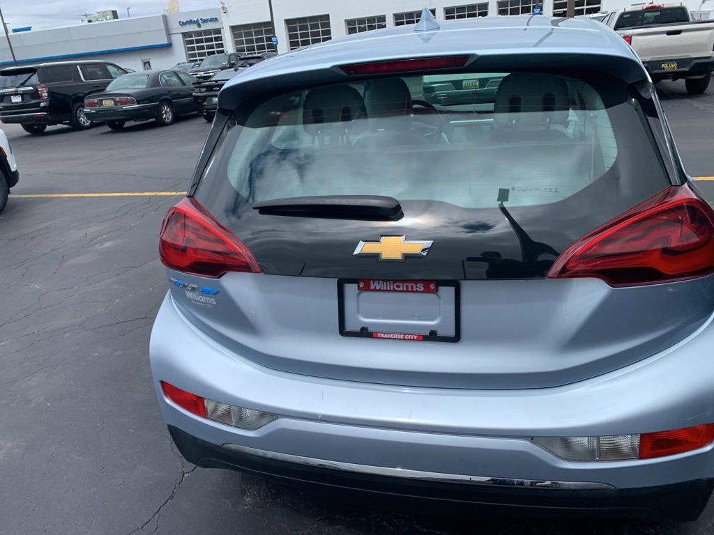 Used 2017 Chevrolet Bolt LT FWD image 7