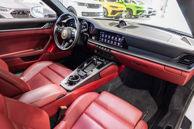Used 2024 Porsche 911 Targa 4S w/ Premium Package image 29