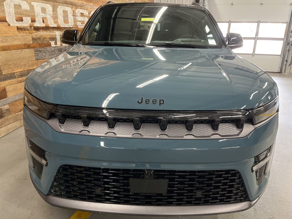 New 2026 Jeep Grand Wagoneer Summit image 8