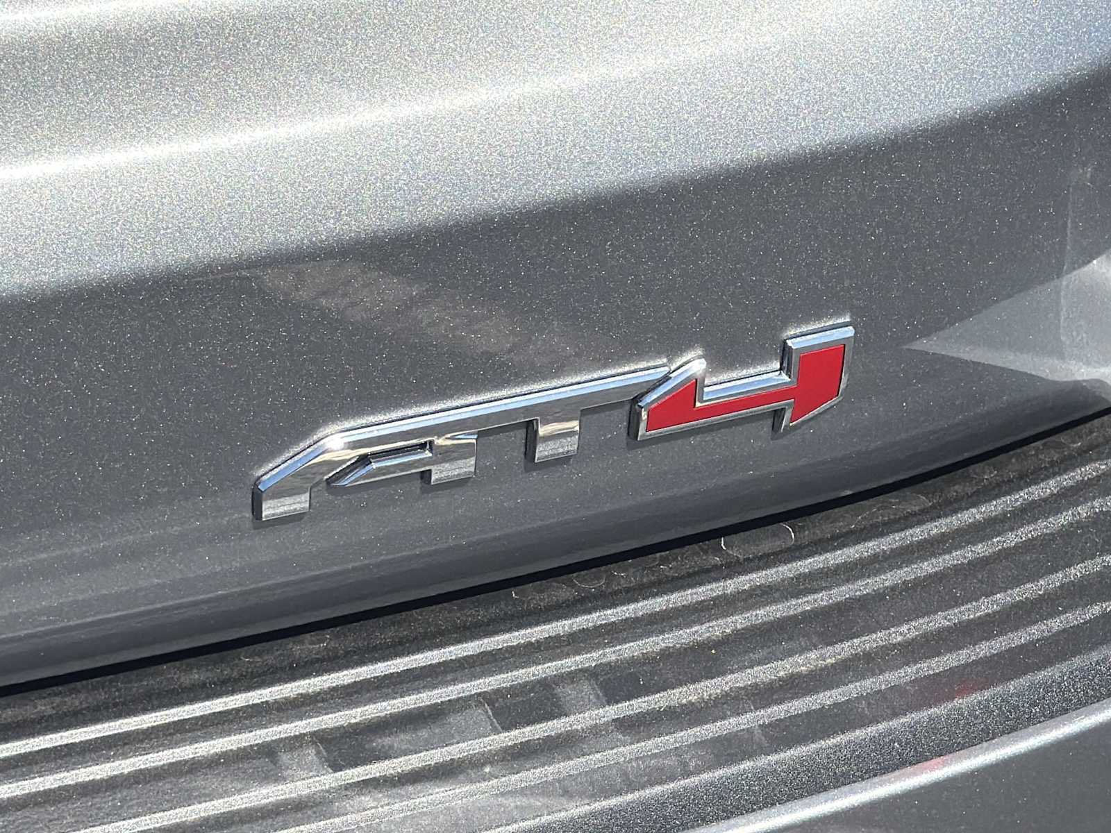 New 2026 GMC Yukon AT4 w/ AT4 Premium Package AWD/4WD image 27