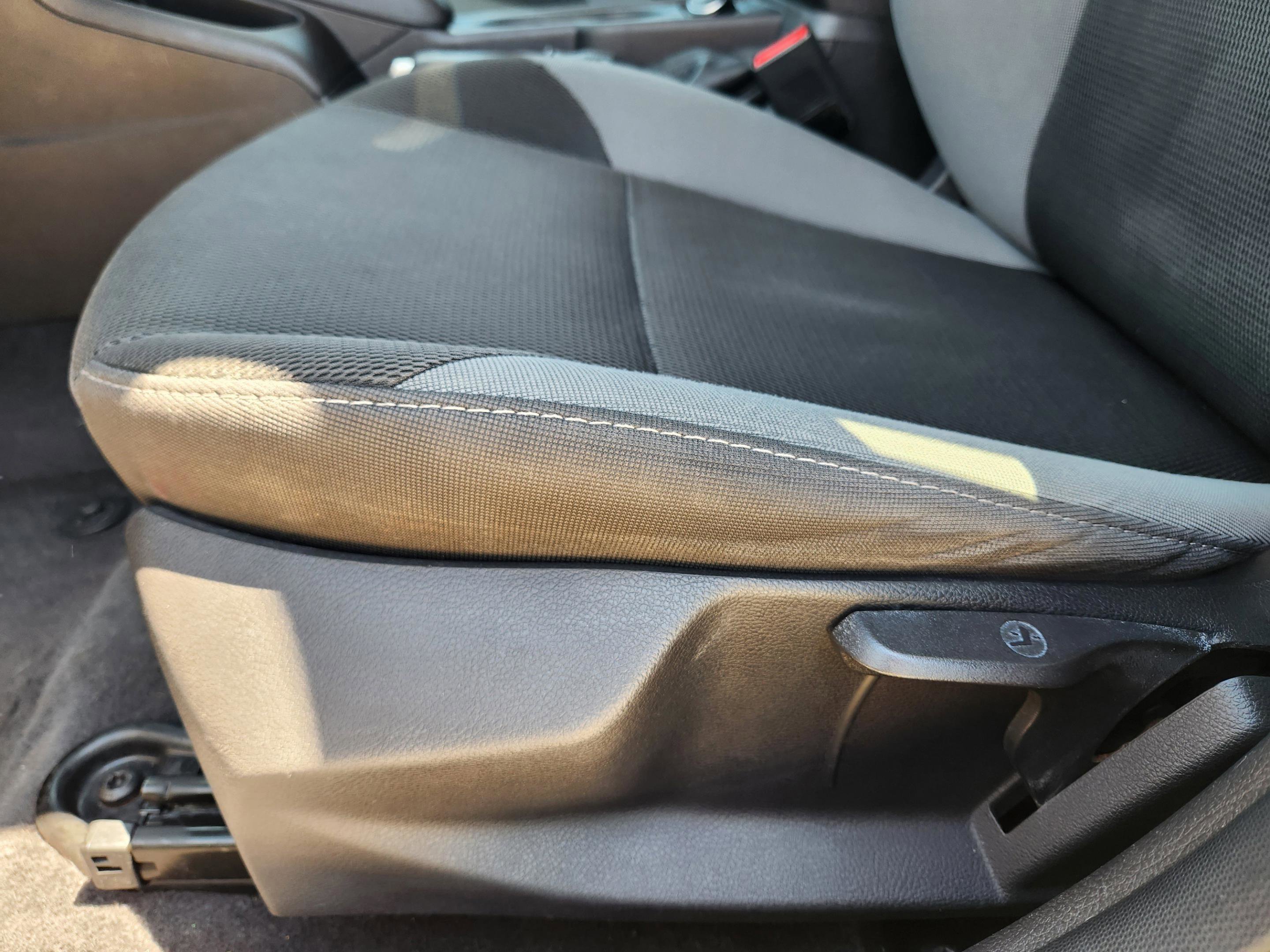 Used 2014 Ford Focus SE image 21