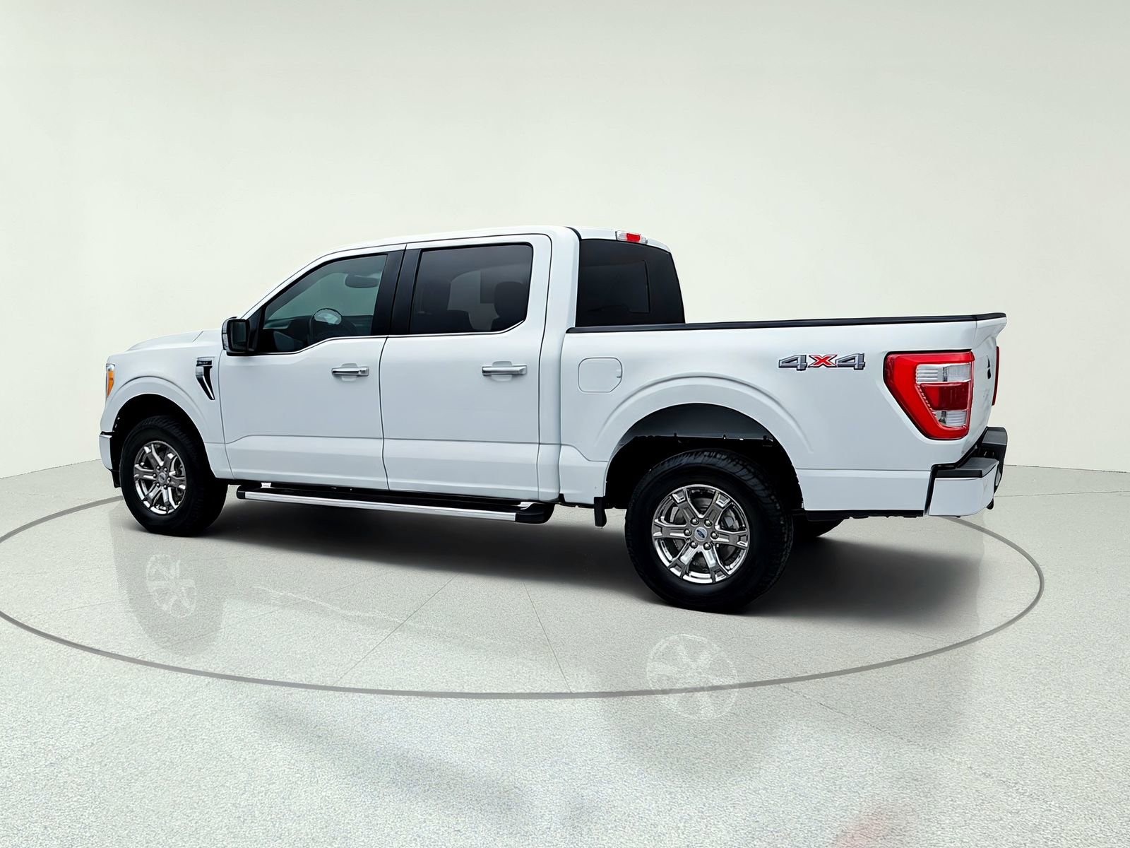 Used 2023 Ford F150 Lariat AWD/4WD image 5